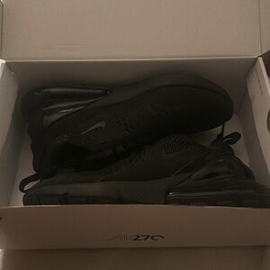 Nike W Air Max 270